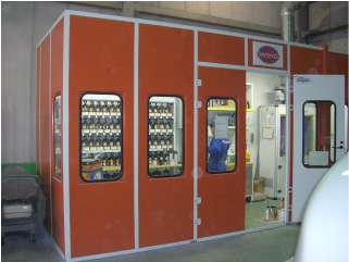 塗料調色室外観